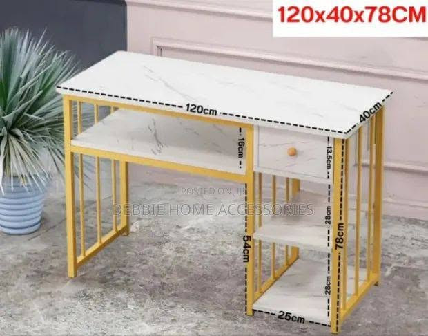 طاولة الصالونات والمكياج
خشب mdf قوي مع هيكل حديدي مطلي باللون الذهبي


**إذا كنت صاحب هذا الإعلان وتريد حذفه لأي سبب، رجاءا أرسل رسالة إلى الدعم الفني**