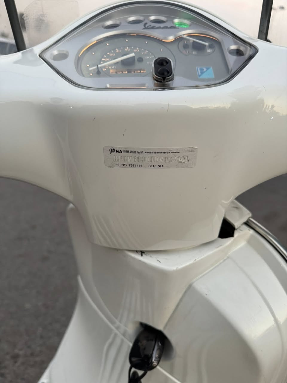 فيسبا للبيع  او مراوس بدراجة مرقمة ايطالي شركة ايطالي اصلي وكالة نضافة تامة بدون رقم المكان بغداد قطعة اجنن بلمشي مناقصهة اي شي السعر 14 ورقة اي استفسار ***********
