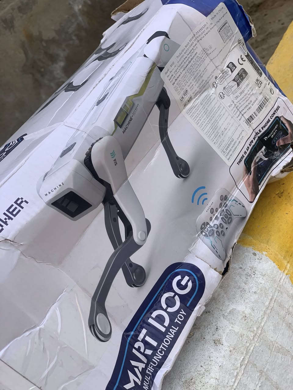 🎮 تحكم عن بعد (Remote Control)
ريبورد
🔋 تعمل ببطارية قابلة للشحن
🤖 حركة أوتوماتيكية 
‭0774 144 9744‬ تصال
