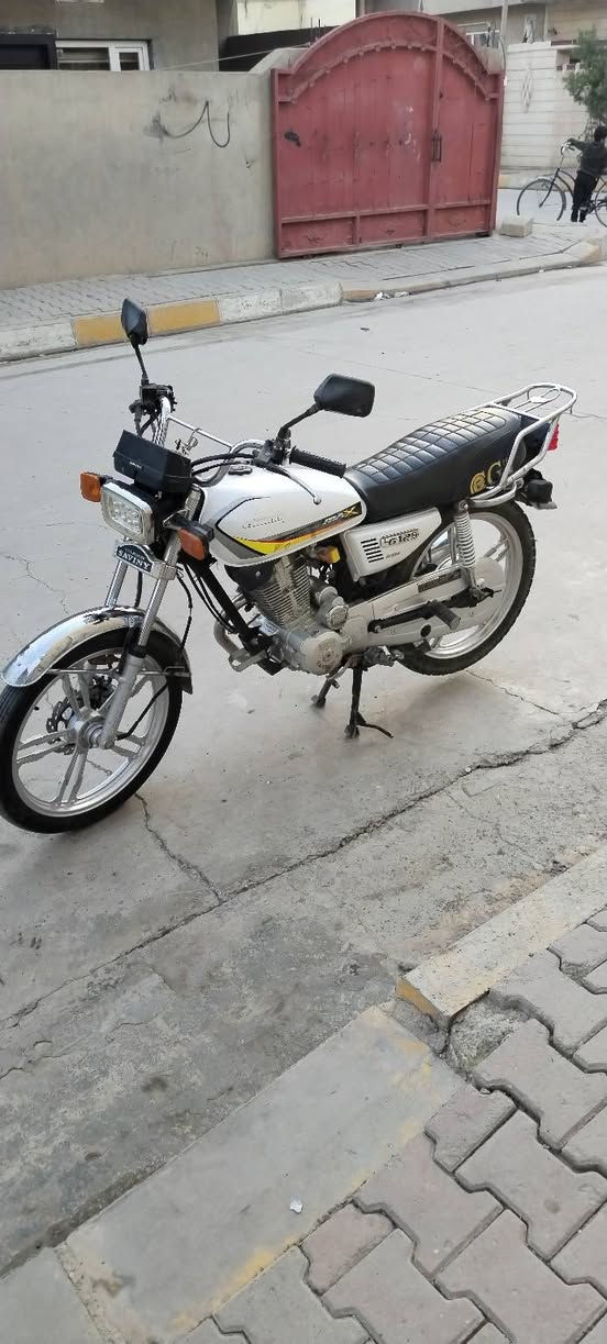 السلام عليكم ماطور سافين 2023 ماطور فول نضافه محرك شرط كهربائيات كله شقال سعره 450 وبيه مجال شراي تعال خاص وتدلل مكاني كركوك ***********
