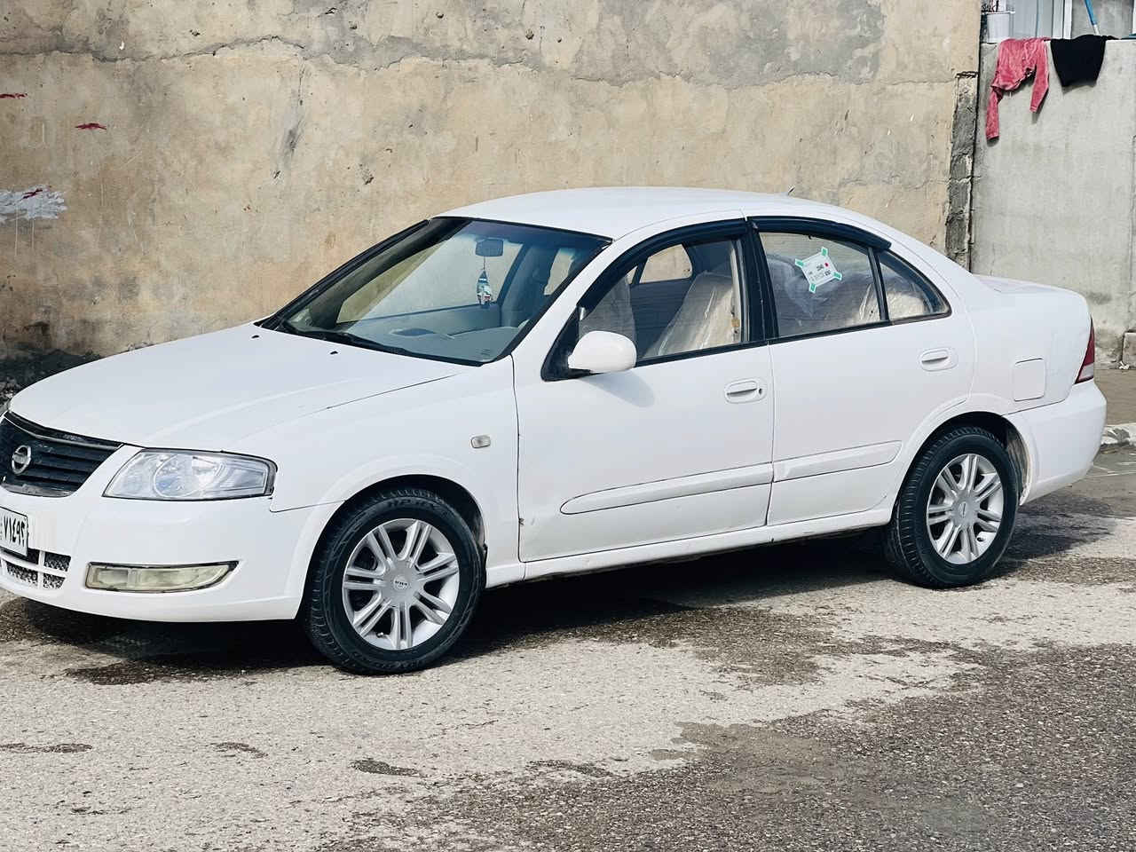 بەناوی خوا هاتینەوە بە سەنی کۆری2007مەکینە. سپی سێ پارچە. لێ دراوی. هەیە هیە ٤تایەی. تازەوناو زەرد سەیارەکە. مە زبوتە براوەیە نرخ 38مەعمەلە /ژم***********
