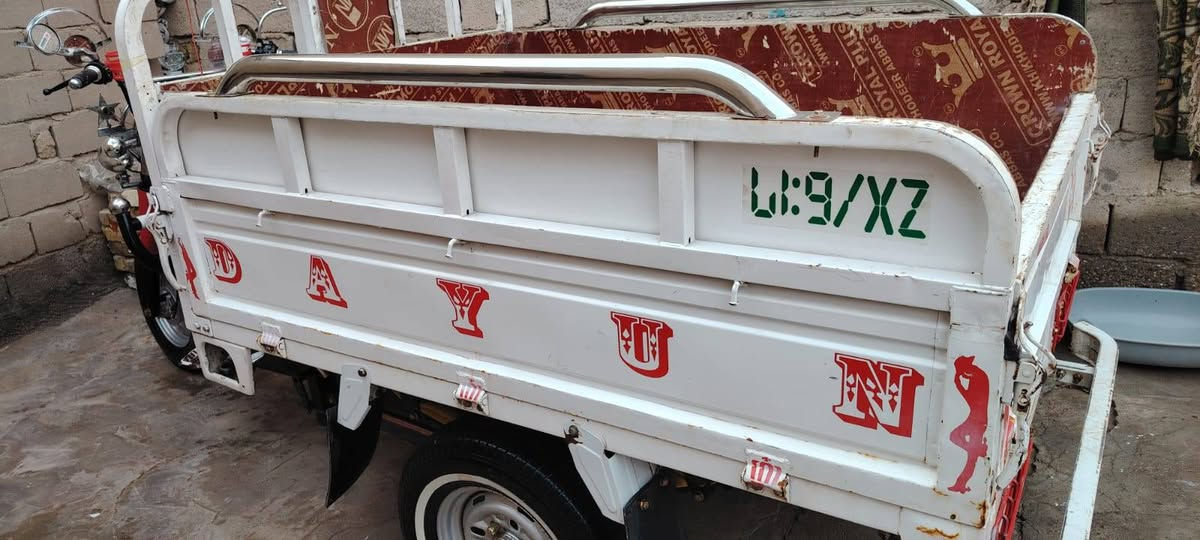 سلام عليكم ورحمة الله
ستوته للبيع مديل 17تعمير كله جديد مكفوله من دعاميه للجاملغ مكان شطره عشارع العام يم مكينت ثلج وراق اصلوليه سعرها 2وربع يعجبك ما يعجبك حلالي وبكيفي وبيها مجال للشراي رقم تواصل ***********ما اجواب خاص
