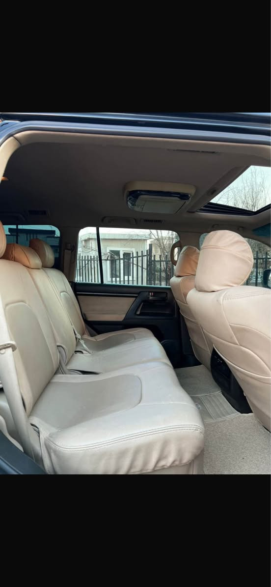 كوردى 
لاندکرۆز GXR 
مۆدێل  / ٢٠١٠ شکل کامل کراوە بە مۆدێل ٢٠١٥ 
مواصفات سلايت شغال 
رۆیشتن / ١٧٢ هەزار کم 
رەقەم هەولێر سەنەوی نوێ 
مەکینە v6 
سبوغ تەنها نیو دەرگای سبوغ 
سەقفی کالبونەوەی هەیە 
بێ ناوگرتن بێ ئێڕباگ 
١٠ وەرەقە غەڕامەی لەسەرە 
پاش مامەڵە وەردەگریەوە

نرخ  ٢٧٧ $ وەرەقە

بۆ پەیوەندی ***********
عربي 

لاندكروز . جيكسارا 
موديل 2010 محدث 2015 
مواصفات سلايت شغال
ماشي / 172 الف كم 
رقم أربيل سنوية جديد 
محرك V6 
صبغ فقط نص باب سائق 
بدون دواخل بدون ايرباك 
قمارة شوية بي جراد 

غرامة 10 ورقة عليها بعد المعاملة نرجع لك 

سعر ٢٧٧ $ 
للاتصال  ٠٧٥٠٩٦٥٤٢٩ أربيل, العراق
