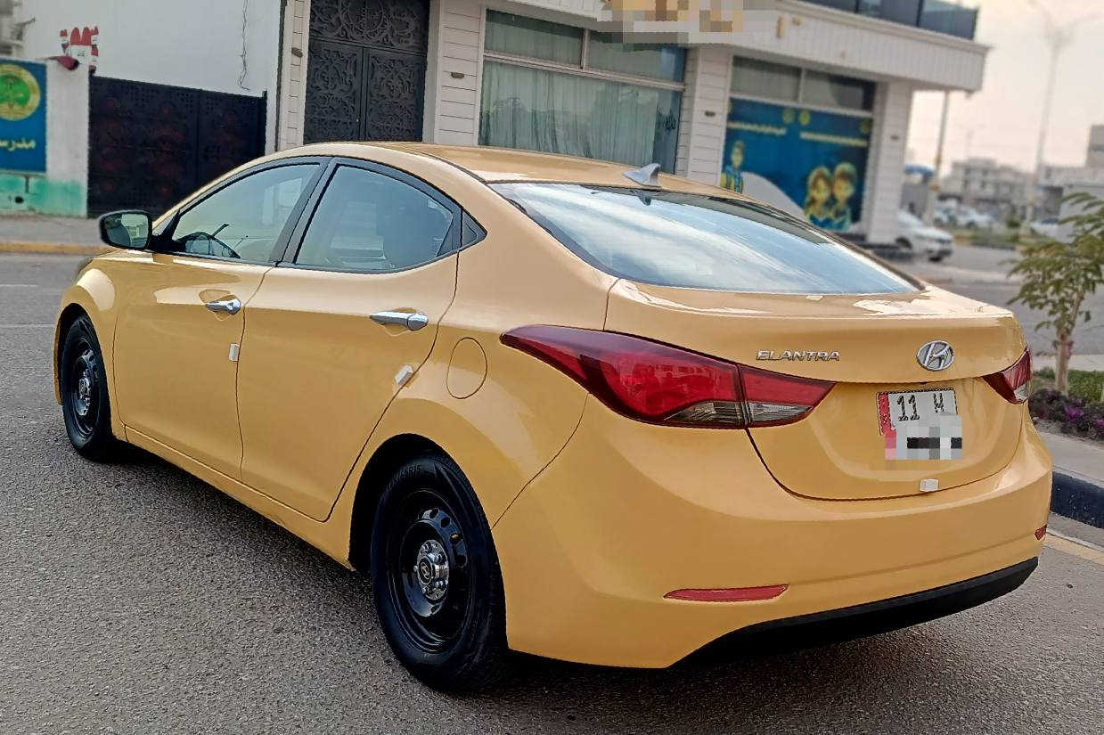 النترا موديل 2015 سعرها 114 للاستفسار *********** امريكي حادثه قبق الجنطة بدون دواخل ولا ارباك كلها ليبل واحدمكفوله من الضربة والتبديل شاشه كامره دوار تحكم استيرن جهتين مكينه 1800 وكير مكفولات تبريد ثلج حداديه جديده تخم تاير السيارة جديده وجاهزه ما بيه أي نقص رقم بغداد انكليزي امصفره هيئه وغرامات مكان السيارة كربلاء كربلاء, العراق
