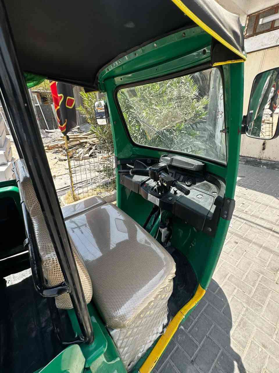 سلام عليكم مكلف بنشر تكتك للبيع مديل 22 كفاله بدي ومكينه رقم وسنويه السعر لاتصال علرقم ***********‬‏
