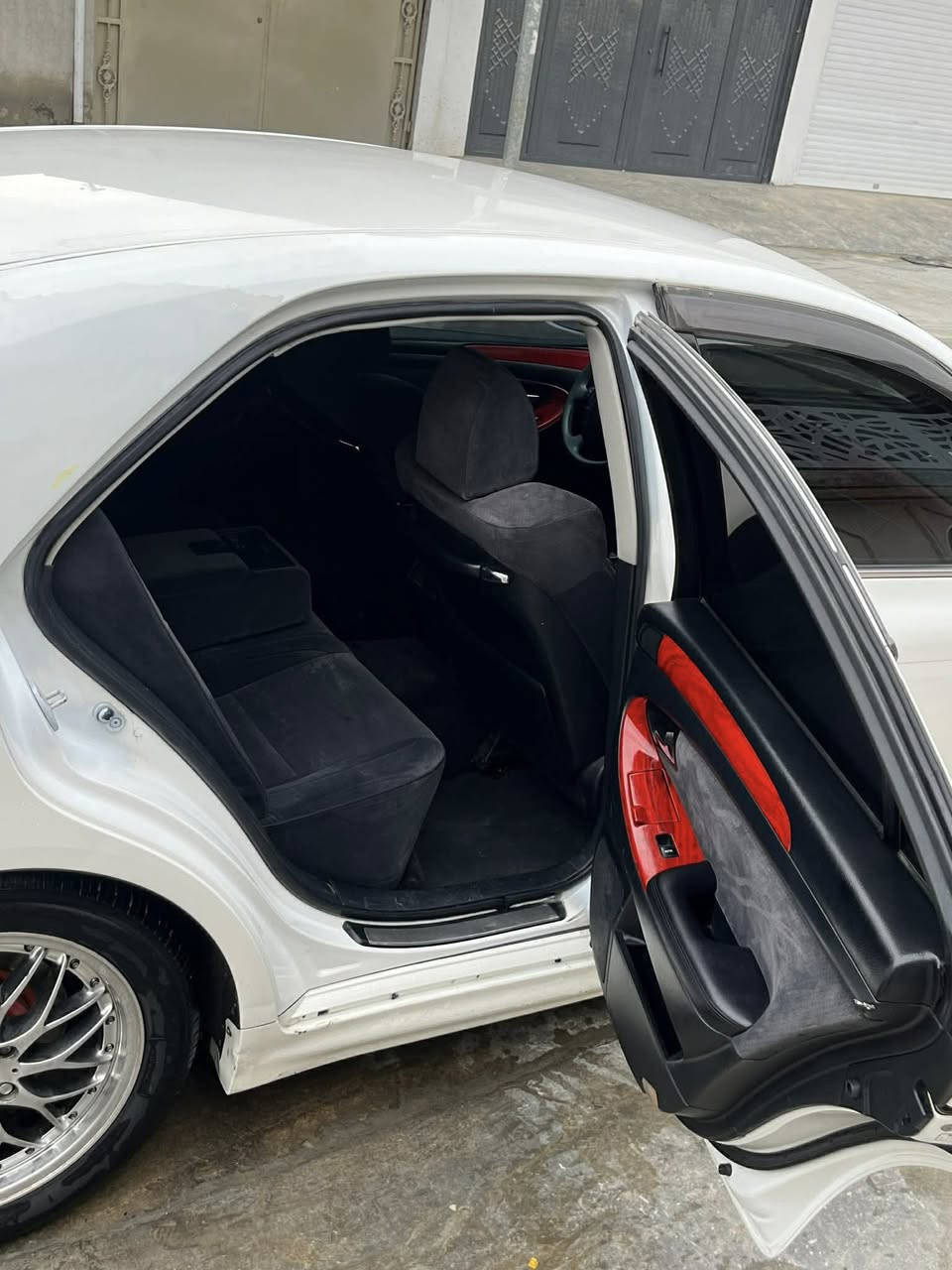 شاهینە بڕاوە بڕاوە
180مەکینە بچوک

سپۆرت بیلاد سپۆرت لایتئەلقە

2005

٣ دوگمە

ناورەش 

ساج سور

ئاوینە شەفت

ئاوینە کارەبا

لایت زینۆن

شاشە

تەحدید سورعە

تەبرید ساردو گەرمی لەسەر سویچ

هەموی بەسراوە

جامی هەلگیراوە

بریک بەسراوە

کامل کامل مەسرەف کراوە 

بێدەعمولیدراو

پێشو دوا کەپس

سەیارەکە سەقفی وەک شوشەیە

کامل کامل مەسرەف کراوە

بەسمەیە ٥ بەسمەیە 

نرخ 49 گەلاو مەجال

ژم:***********
