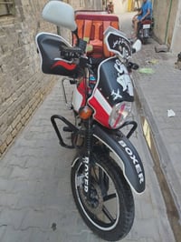 شباب بوكسر مديل ٢٣للبيع او مراوس ب دايون ادفنجر الدراجه متعوب عليها بش...