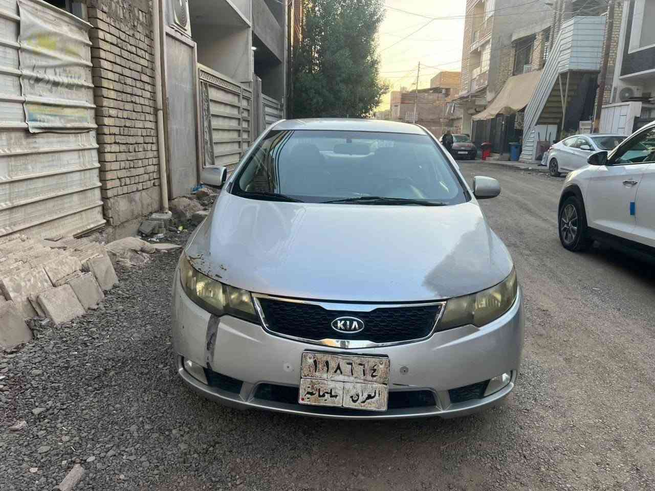 سيراتو
خليجي موديل 2012 
رقم سليمانيه قديم /سنويه ساقطه
مواصفات عاديه 
بيه تبديل جامع جهه السايق وبارد بالبنيد كما موضح بالصوره مع وجود شخوط في السياره السياره بدون صبغ 
المحرك 1600 بي بدايه تبخير كلش قليل الصدر ممتاز كهربائيات كله شغاله الداخل نضيف جدآ وبحاله ممتازه السعر المطلوب 89 وبي مجال كلش بسيط
للتواصل/***********
غير متواجد على الماسنجر
