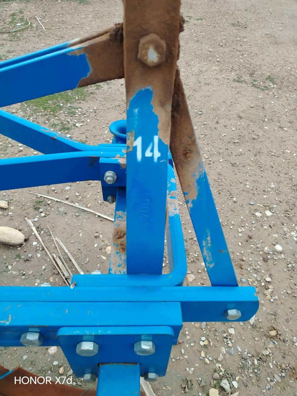 السلام عليكم فيدان للبيع حج مالته 14 السعر ماله 15 ورقه بيها مجال ***********
