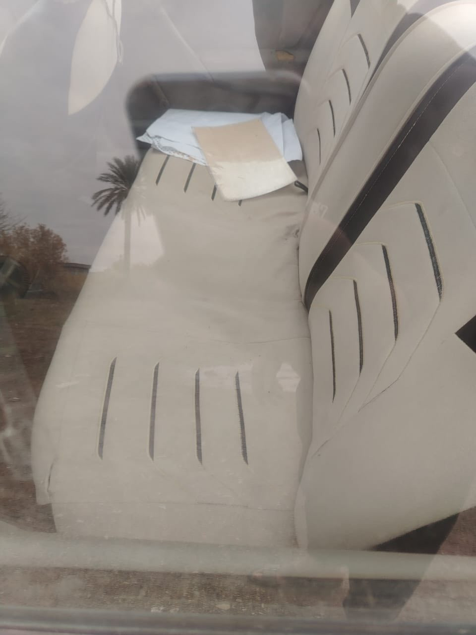 السلام عليكم اوبل فكترا موديل٩٢مصبوغه جماليه معمره سياره بدون ضربه تخم تاير أو ديد صدر قبل سبوع نفض كامله ماتصرف عليهه الف دينار السعر ٢٧وبي مجال مكان سياره ديالى رقم***********
