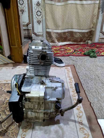 السلام عليكم مكينة ايراني للبيع نوعه نامه امتياز المكينه شغاله وخرسه ما تنسمع ما ناقصه شي جيب وشد كلشي ما ناقصه مفتوحة مره وحده والباقي ما بيه اي شي شلعه ومعدل فول معدله 110 وفوك الله شاهد مكاني البصره ابو الخصيب كوت ثويني *********** الشراي يجي خاص السعر 100 وبيه مجال
