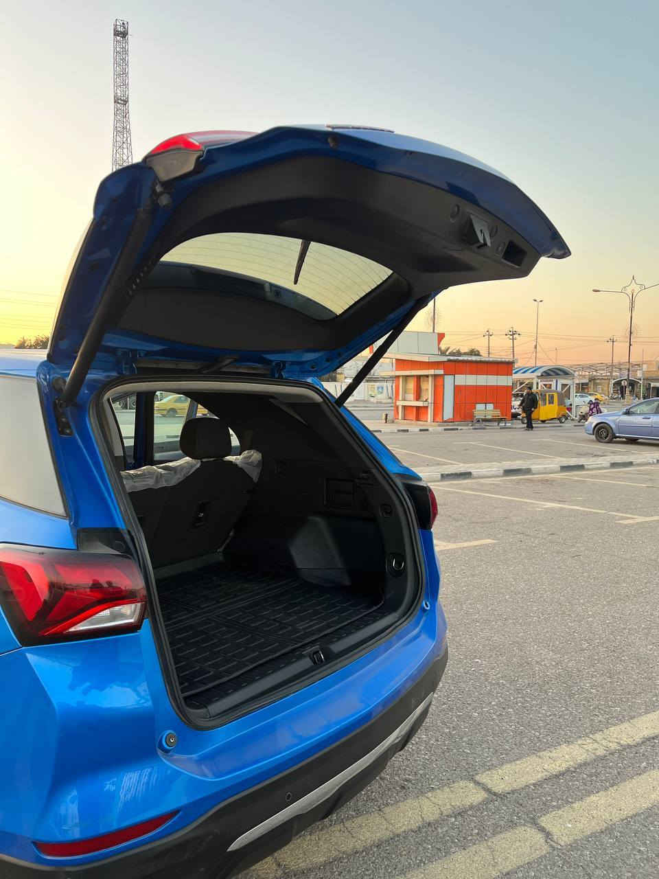 السلام عليكم للبيع شفوفرليت (كونيكس موديل 24 فئة Lt )رقم انكليزي ميسان سياره جديده بمعنى الكلمه وصور الحادث موجوده بالمنشور مع السونار العنوان ميسان مركز المدينة
الاستفسار اكثر الاتصال مكلف بالنشر 

 (***********)
