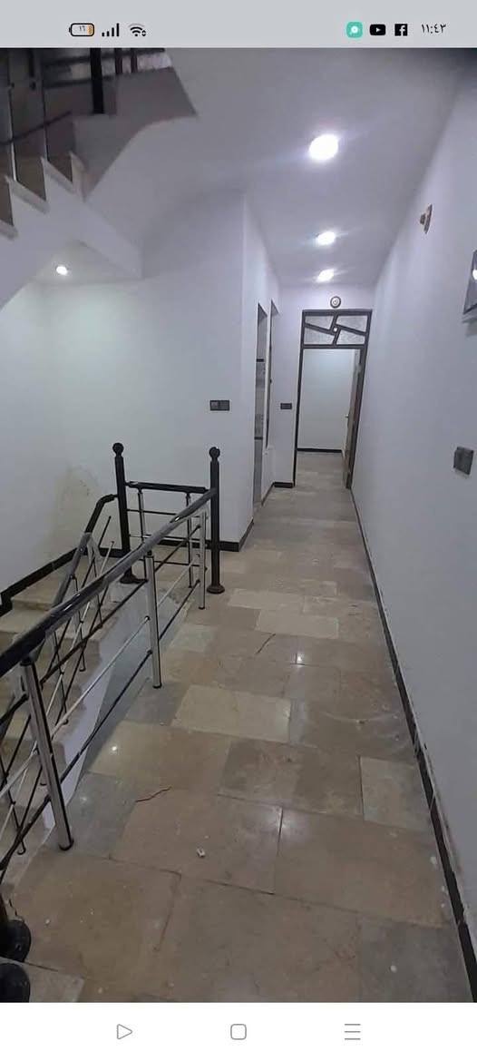 سلام عليكم دار للبيع 70متر الطالبيه قرب اداره واقتصاد فرع المخازن بناء 2023 للاستفسار ***********
