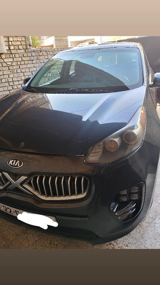 سلام عليكم عيني كيا سبورتج2018
امريكيه حادثها بنيد وجاملغ الايسر ومبدلات شركه نفس لون سياره مناقصها شي
ماشيه75ميل حقيقي ايرباك دركه فقط
سياره فور ويل
سياره مواصفات عاديه مثبت سرعه كامره
مواصفاتها المعروفة : تحكم ستيرن و3 وضعيات قيادة وقطعتين تبريد 
ماشية ٧٥ مايل
السيارة صارلها يمي سنتين و رقمها اربيل وبأسمي وسنوية نهايه٢٠٢٩ بيها كومه وجاهز للتحويل بعد الاتفاق مع المشتري بلوجكترات بقلاوه زنون
باتري جديد زوج تايرات جدد سيرفز كامل  
سعر هاوبيها مجال حك جيه
رقمي *********** بغداد, العراق
