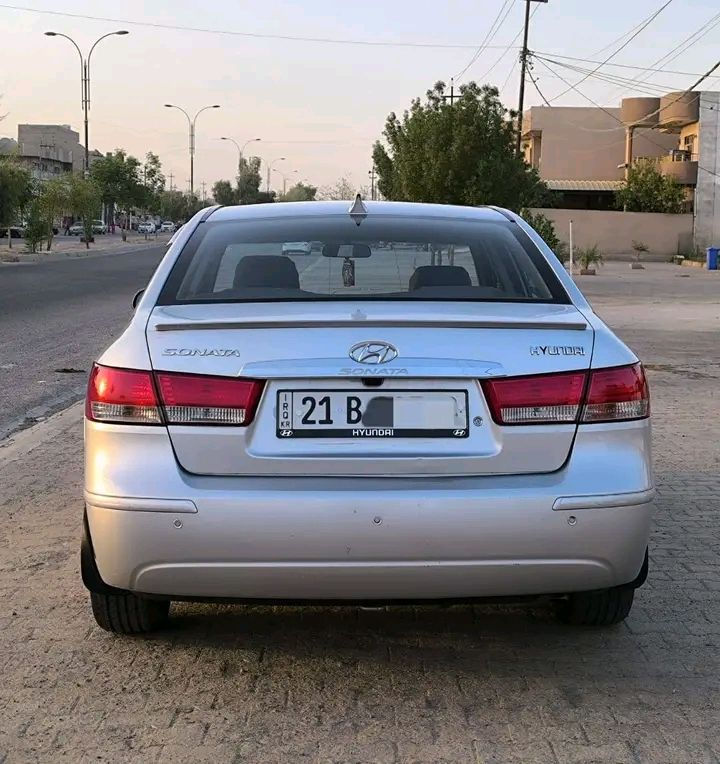 للبيع سوناتا موديل 2010 كوري 
محرك 2000  محرك كير بعده بلادي ماشية 178 رقم سليمانية باسمي صدر جديد   دوشمة كاملة كوبون بانزين بيها
بيها منضومة غاز ام60لتر
 سعرها 118 ورقة وبيها مجال بسيط
للاتصال/ ***********
مكاني كركوك
