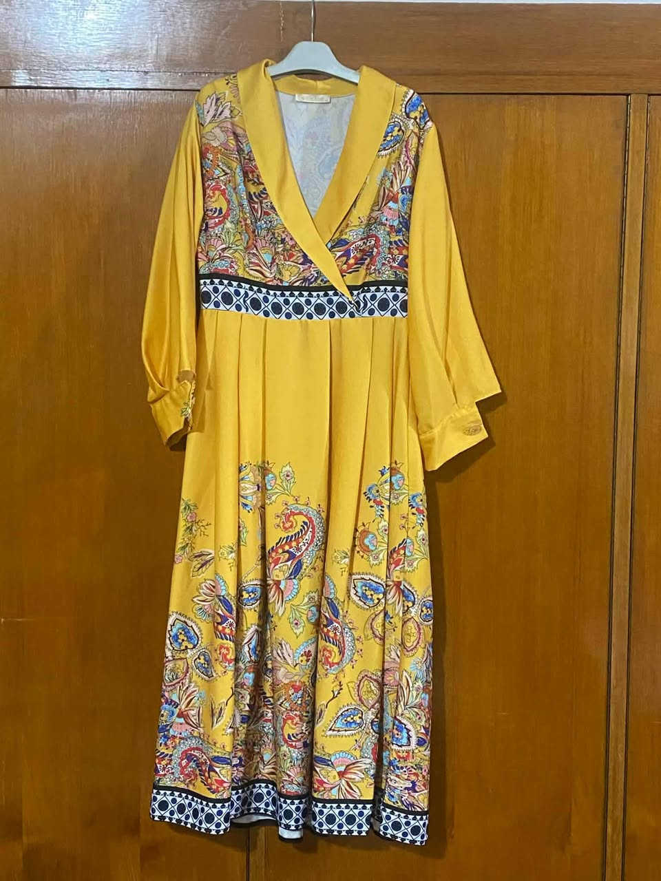 فساتين للبيع كلمن وسعره للإستفسار على الخاص


**إذا كنت صاحب هذا الإعلان وتريد حذفه لأي سبب، رجاءا أرسل رسالة إلى الدعم الفني**