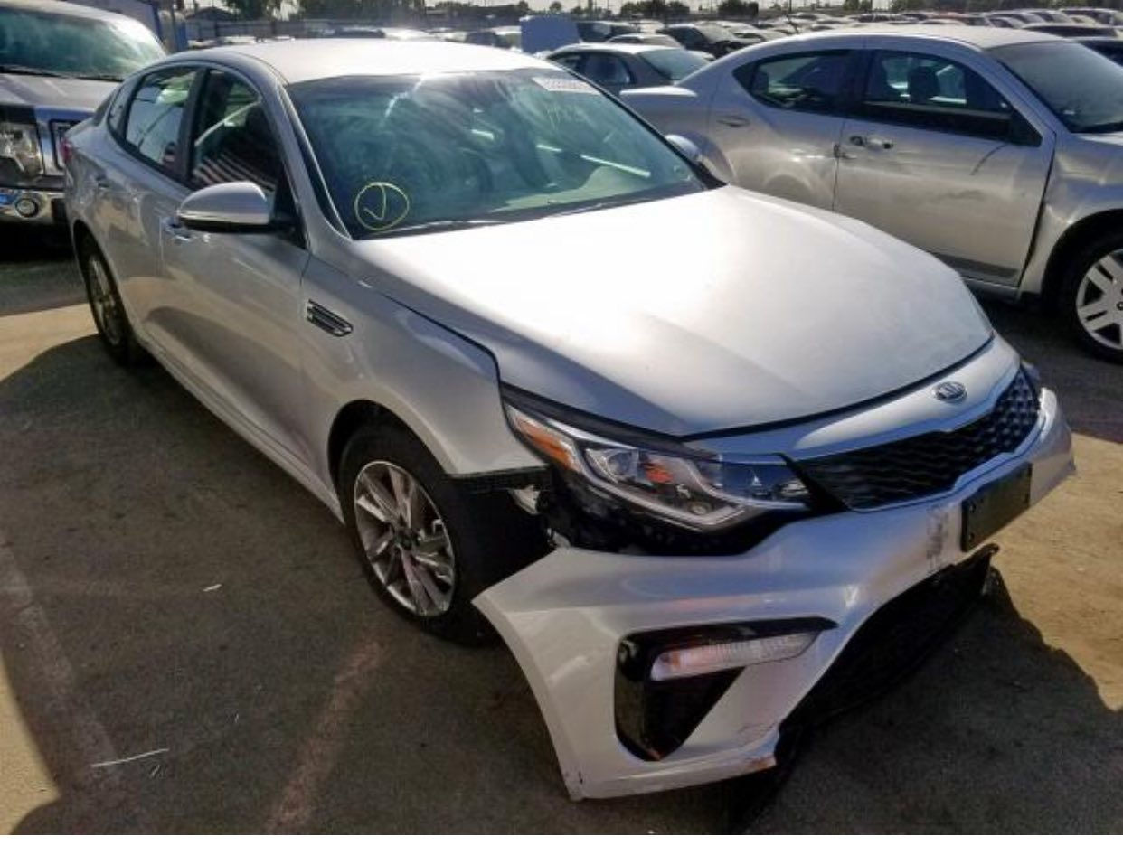 السلام عليكم 
اوبتيما للبيع او مراوس 
موديل 2020 fe
ضرر بالبنيد اقل الشبر بدون ايرباك بدون اي دواخل وعلى اثره انصبغ البنيد 
محرك 2400 GDI كفاله بدون فتح بدون تنقيص بدون تبخير 
كير كفاله 
ثلاث انطمه قياده
تحديد مسار ورادار امامي وجانبي وخلفي
حساسات وكامره خلفيه دواره
شاشه بلاديه
زنون عالي ناصي 
ماشيه 78الف مايل
رقم اربيل الجديد سنويه وهزه وفحص مرور كله جديد بسمي 
بغداد/ابوغريب
***********
