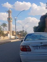 نيسان صني • ٢٠٠٢ • باسمي