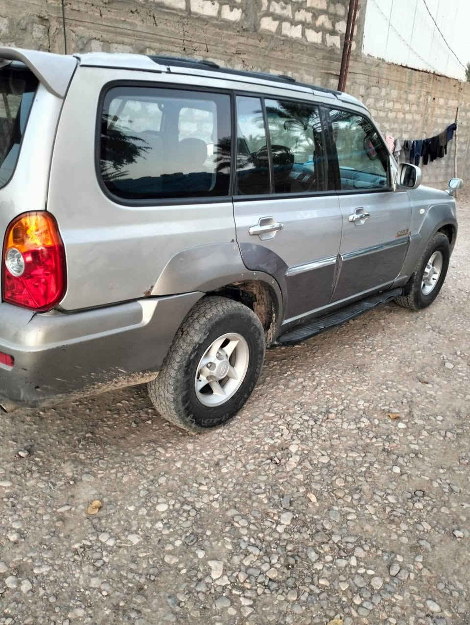 السلام عليكم كل عام وانتم بالف خير وصحة وسعادة دائمة سياره هونداي تريكان 2008 سبعه راكب سنويه لل27 رقم بصره مشروع وطني راعيها يريد مداور سياره مكفوله كفاله عامه من الضربه والعيب الشرعي والاصوليات سياره جاهزه كير ومكينه كفاله تبريد تدفئه شغال حداديه قبل سبوع مبدلها من الطول للطول تخم تاير جديد كهربائياتها كلها شغاله تحكم ستير مري شفط شاشه تايب سي مواصفات حلوه بيها ترهم بيع ومراوس السعر 67وبيها مجال مكان السياره ناصريه للاستفسار الاتصال ع الرقم ***********او مراسله الصفحه
