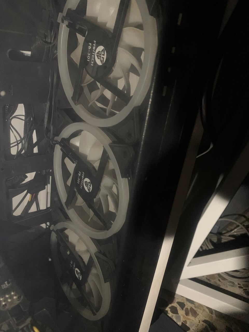 السلام عليكم شلونكم اخوتي
Pc للبيع اخوان الحاسبة ينرادلها فقط تنضيف من التراب لان تاركها تشتغل و اي خلل مابيها حرارة ستينات
M.b gigabyte H410M
Gpu 1650 super
Cpu intel i 3 10100f
Ram 16 2x8
Ssd 256
PS 500w
مراوح فانتك مع المتحكم عدد 5 
فقط الكيس ماعرف اسمه والصراحة مو نضيف بس مابي كسر وماعرف شنو بس شكلة مو حلو😂
***********
بغداد البلديات السعر 450
