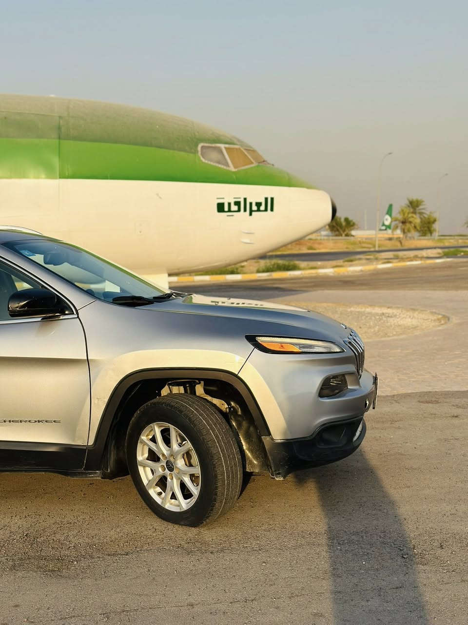 جيب 2017 
فول الفول 
بانوراما 
جنطه كهرباء 
حساس امامي خلفي جانبي 
لايت لد 
بك لايت لد 
دبل اكزوز 
6 سلندر 
كير 9 نمر 
مري هيتر 
نقطة عمياء 
ماوس 
سايد بريك بصمه 
اوتو ستوب 
كشنات كهرباء 
دخول ذكي 
تشغيل عن بعد 
بصمة 
تحكمات ستيرن 
تدفىة كشنات 
تبريد 
تدفئة ستيرن 
تبريد منفصل 
السعر 125 وبيهة مجال 
***********
حادثهة دعاميه وشبر صبغ بل بنيد على كد الشباك  بدون دواخل
