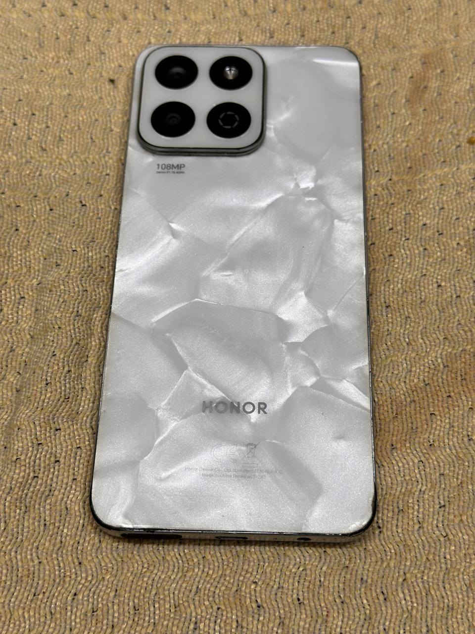 السلام عليكم للبيع
هونر X7c 
التلفون نضيف كلش مال بيت
 فقط مبدل شاشه اصليه وكاله 
 ومكفول اي خلل مابي وبدون غراض 
المعالج : Snapdragon 685
ذاكرته : 256والعشوائيه 8+8=16
 الشاشة : 6.77 بوصة - 120 هرتز 
الكاميرا : 108 + 2 ميجابكسل
البطارية : 6000 مللي أمبير 
السعر 135 وبي مجال 
مكاني بغداد الطوبجي 
 ***********
