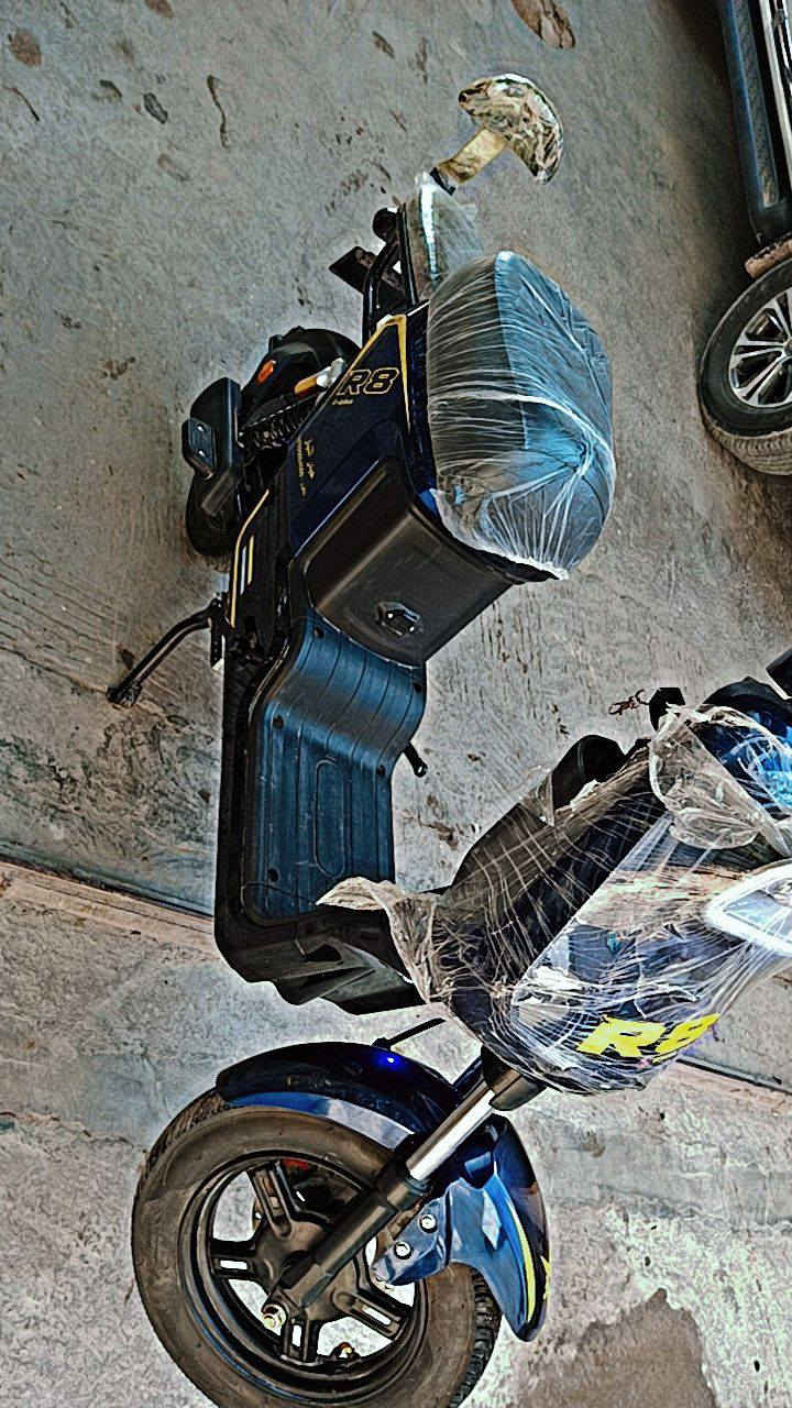 للبيع R8 السعر خاص وتس *********** المكان البصرة الزبير
