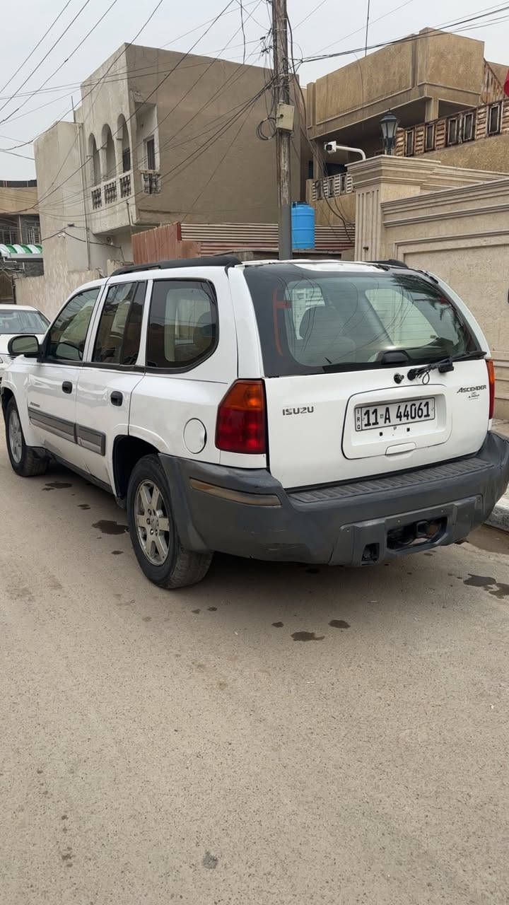 ازوزا موديل 2006 كفاله من كلشي 
محرك كير ابلادي 
بسمي سيارة 
السعر 70$
مكاني الامين قرب القناة 
الاستفسار ***********
