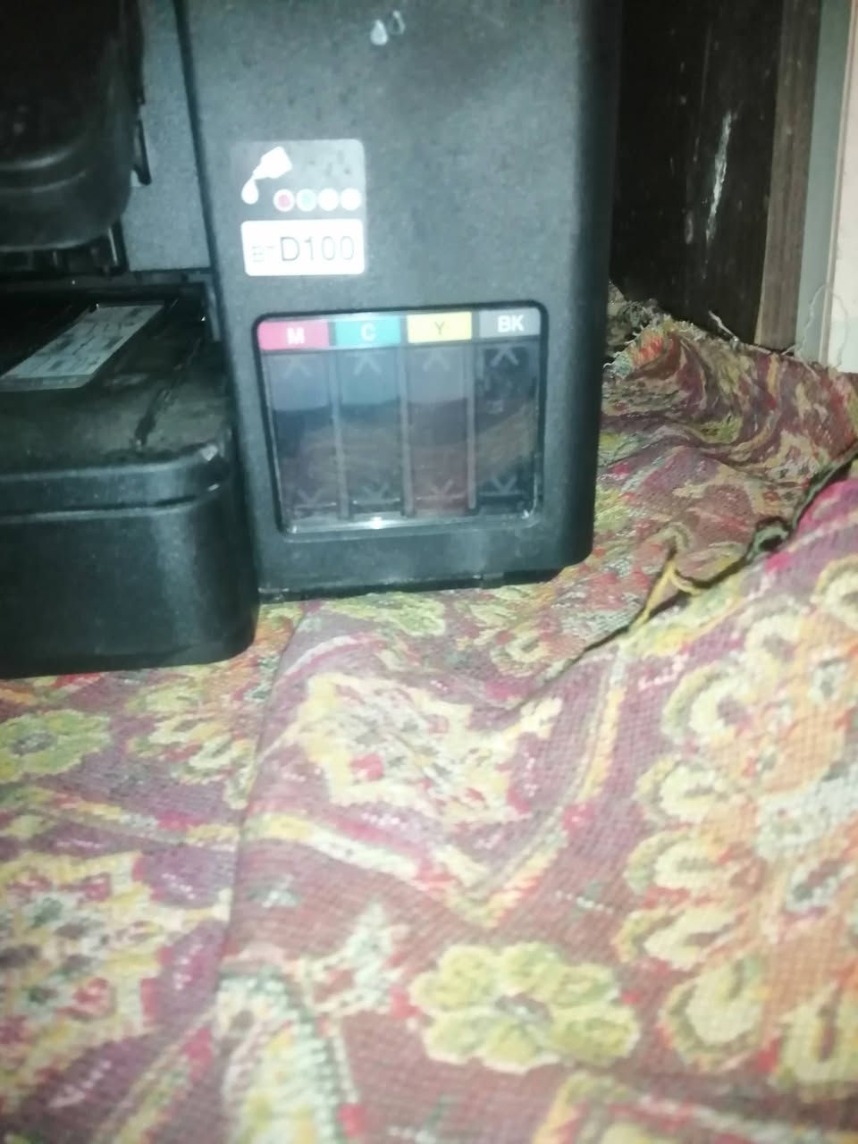 للبيع طابعه برذر T530 تشغله كدامي عيني وتعجبك وبالعافيه عليك


**إذا كنت صاحب هذا الإعلان وتريد حذفه لأي سبب، رجاءا أرسل رسالة إلى الدعم الفني**