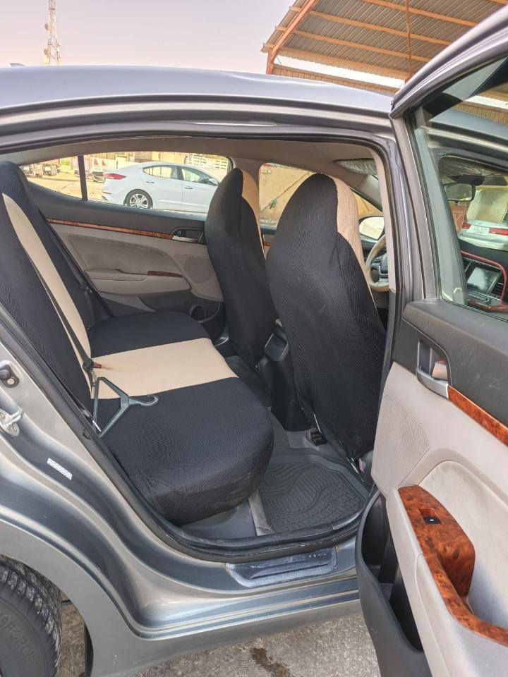 سلام عليكم عندي نتره موديل 17بسمي سياره نص فول بصمه حادثه حلو بس بل بنيد صور لحادث بل منشور لمكان واسط صويره لسعر 120 وبيهه مجال    ***********
