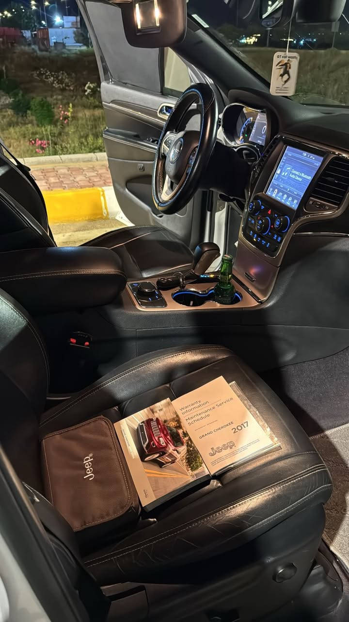 Jeep 2017 limited 4x4
وراد كندي 
الممشى واضح بالصوره 136الف كيلو حقيقي  
السيارة كلين تايتل بيها بارد شبر جهة عكس السايق يمي انطخت
ما عليها اي تفاصيل السيارة نظيفة جداً 
سويجين وغراض الشركة
تبديل دهن هارلم فقط وموجودة الوصولات
رقم الشاصي مرفق معا الصور
سعر 245 وبيهه مجال 
السياره جبتهه بموديلهه 
كير محرك كفاله ..
مكان السياره تكريت /العلم
***********
***********
