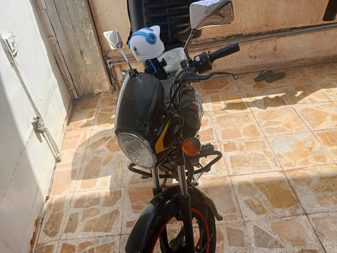 بوكسر للبيع مديل 21اوراق اصولي مكاني شطره السعر 600قفل***********
