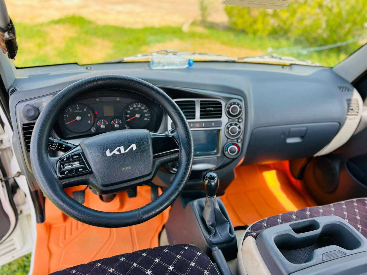 السلام عليكم بيع مستعجل

كيا بنكو 2024 للبيع ✅ مكفولة عام فولل 

رقم بغداد نكليزي 

#ماشية40 ألف km

مكفوله كفاله عامه  نضافه100٪؜✔️

لاضربه ولا صبغ ولا بارد ولا شخوط ولا رصعات 

#مكينه 2700 مفتوح مكينه وكير على وضع الشركه غلاف جديد 

كهربائيات كله شغاله سياره جاهزه من كل شي 

تخم تاير جديد + سبير الشركه مانازل☑️

تبريد + تدفئه فولل ✅

السعر:(159)$ وبيه مجال لل الشراي ووالطيبين

العنوان: بابل على الدولي يم جسر الشوملي 

رقم الهاتف والاستفسار: ***********
