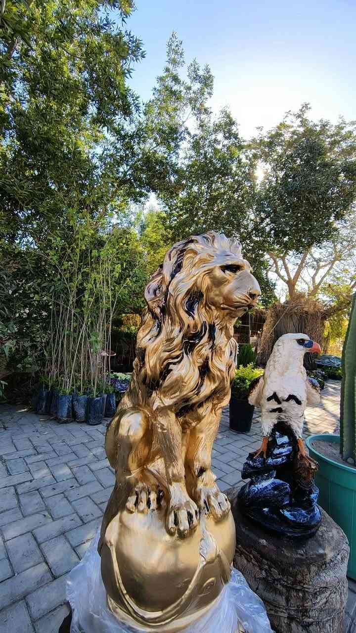 ﷼ اللهم  صلي على محمد وآل محمد 
يومكم مبارك 🪴 
عروضنه اليوم داخل مشتل النورين 🎋🪴🎍
توفر كافة التحف الداخليه والخارجيه
وكذالك أنواع الورود الداخليه والخارجيه 
ورد الجهنمي المتسلق بئلوان مختلفه 🌹🌸💐
 عنوانه #شارع_الغطاس_خلف_المجمع_السوري 🏕
 لطلب و الاستفسار 🚖🚘
 ***********📞
***********📞
