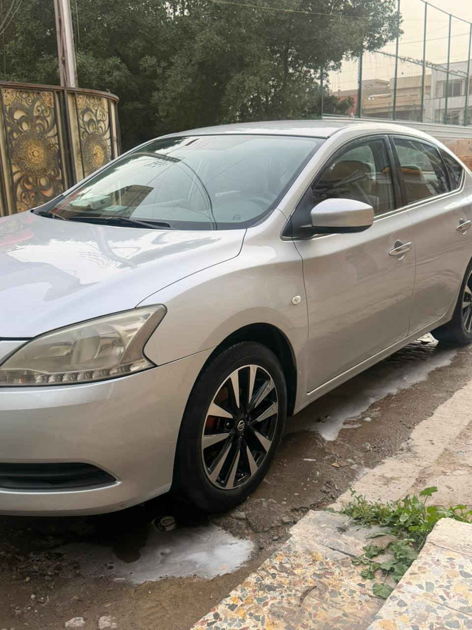 السلام عليكم
سنترا خليجي
 موديل 2016  
مكفوله كفاله عامه
ع وضع الشركه
مكان الساره بغداد
ماشيه 100
السعر 120
***********
