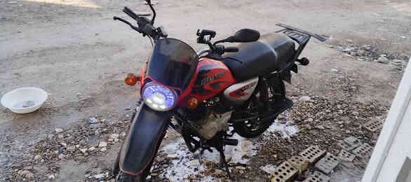 سلام عليكم بوكسر 21
أوراق أصولي كامله 

محرك لا تنقيص ولا تبخير نص نكره 

نضافه شوفت عينك مكاني دوره أبو دشير 

رقمي ‏‪***********‬‏ 

سعر 1250 قفل 

إذا بس تعامل لطبلي رحم الوالديك 

نقص فقط فحمات مال سلف كهربائيات كله شغاله
