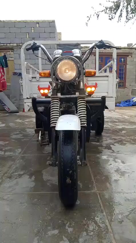 سلام عليكم ستوته للبيع موديل 2020ستوته خير من الله مال جناي اوراق ضايعه مكفوله عشاير عن سرقه مكان شطره ستوته جاهزه تواير جوبلس ضفيره جديده كهربيات كلها شغاله سعر 850 وبيها مجال قليل شراي ينتصل مكلف بلنشر رقم صاحب ستوته *********** بي وتساب
