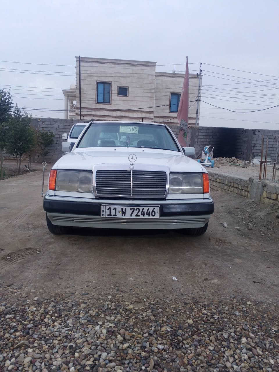 سلام عليكم سياره للبيع مكاني ناصر يه محور بطه سنويه لغايت 30 سعر 68 مجال قليل      ***********
