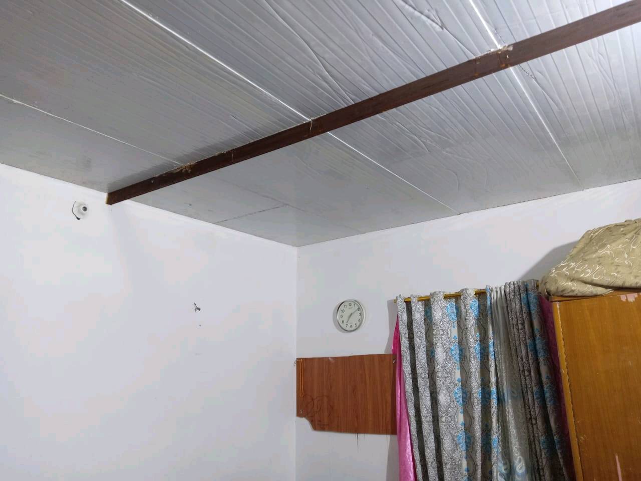 بيت بنصف السعر في حي السجاد خلف مرقد الحر سلام الله عليه
يعتبر فارغ جيب غراضك واكعد 
بيت ٥٠ متر في حي السجاد الاول بناء سنة ٢٠٢٢ طابقين 

السعر 35 مليون

سبب البيع بناء مستعجل عليه

طابو ٢٥ تحويل مباشر باسم المشتري
منطقة هادئة 

كل الخدمات متوفرة وديتم قرنصة فرع البيت

للتواصل ***********