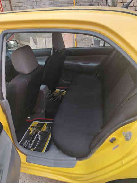 السلام عليكم
لانسر تكسي كير عادي
محرك ٢٠٠٠ مصبوغه حزام للجماليه
السياره كامله باتري جديد وتخم تاير جديد دوشمه جديده نقصها كمبريسر تبريد
رقم بغداد باسمنا
السعر ٧٧ وبيه مجال
للاستفسار  ***********
