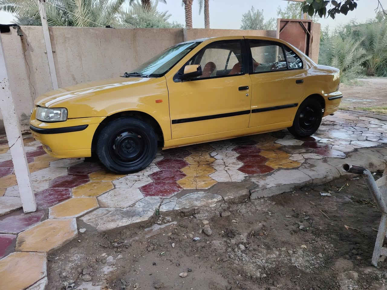 السلام عليكم عليكم اخوان للبيع سمند٢٠١١  محدثه ١٧ ناطق رقم بابل مشروع وطني سياره مطلوبه هيئه وغرامات ينزل من سعره
السياره مكينه فرنسي وكير وتبريد ثلج زوج تايرات جدد باتري حداديه نص عمر مبدل مبيهه بس بنيد طاير عل قماره بس الحافه مات القماره بيه شويه ضربه  ومبقيه نفسه مامبينه كلش
السعر ٢٨
مكاني ديوانيه قضاء الدغاره
***********
