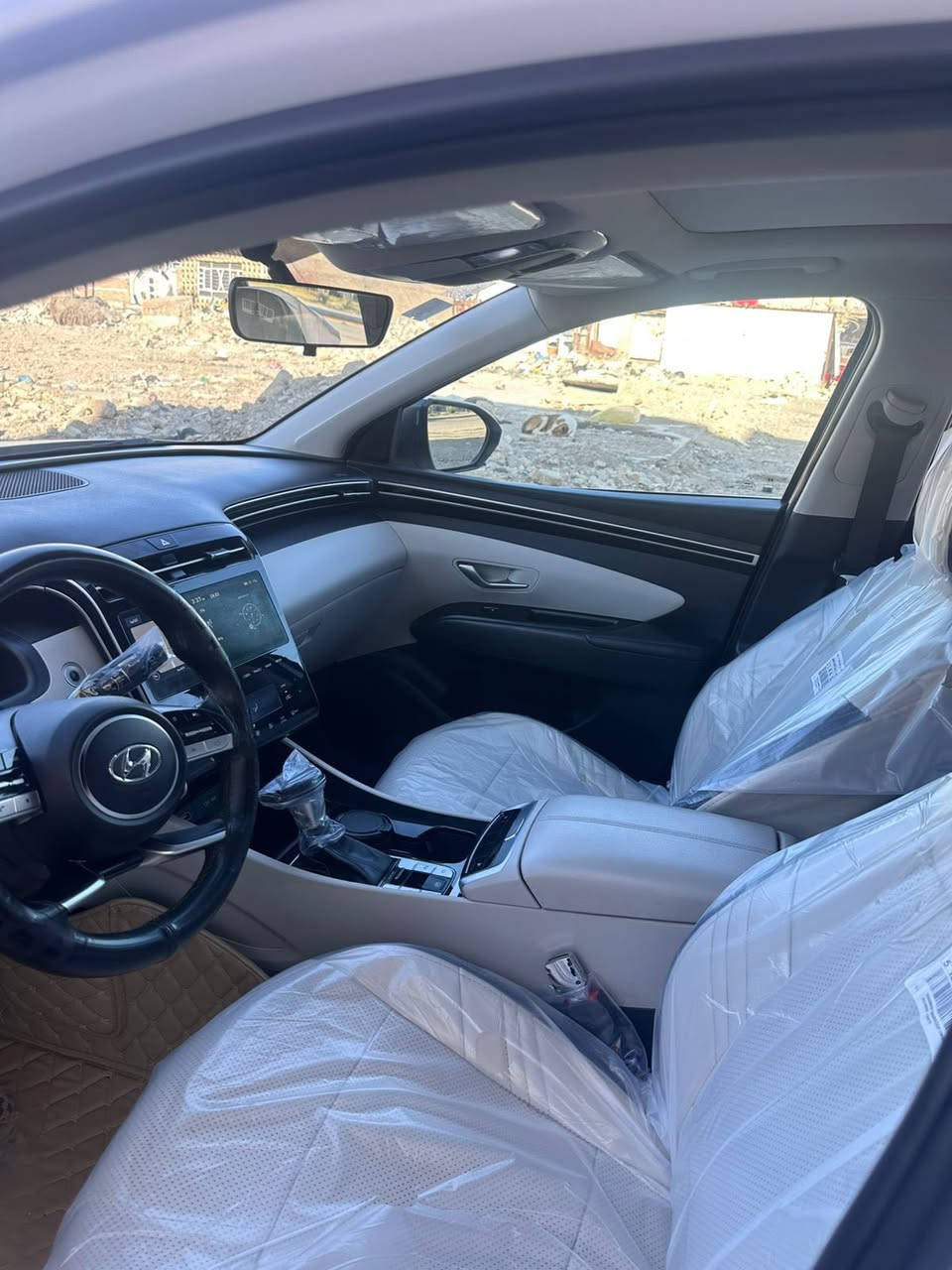 توسان 2023 
خليجي فول مواصفات مكفوله كفاله عامه
موصفات بنراما مقاعد تبريد
كراسي كهرباء مقاعد جلد 
حساسات امامي خلفي كامره خلفيه ماشيه 48 k
وهواي موصفات بعد
السعر رقم 1 رد تلقائي
رقم راعيها
***********
