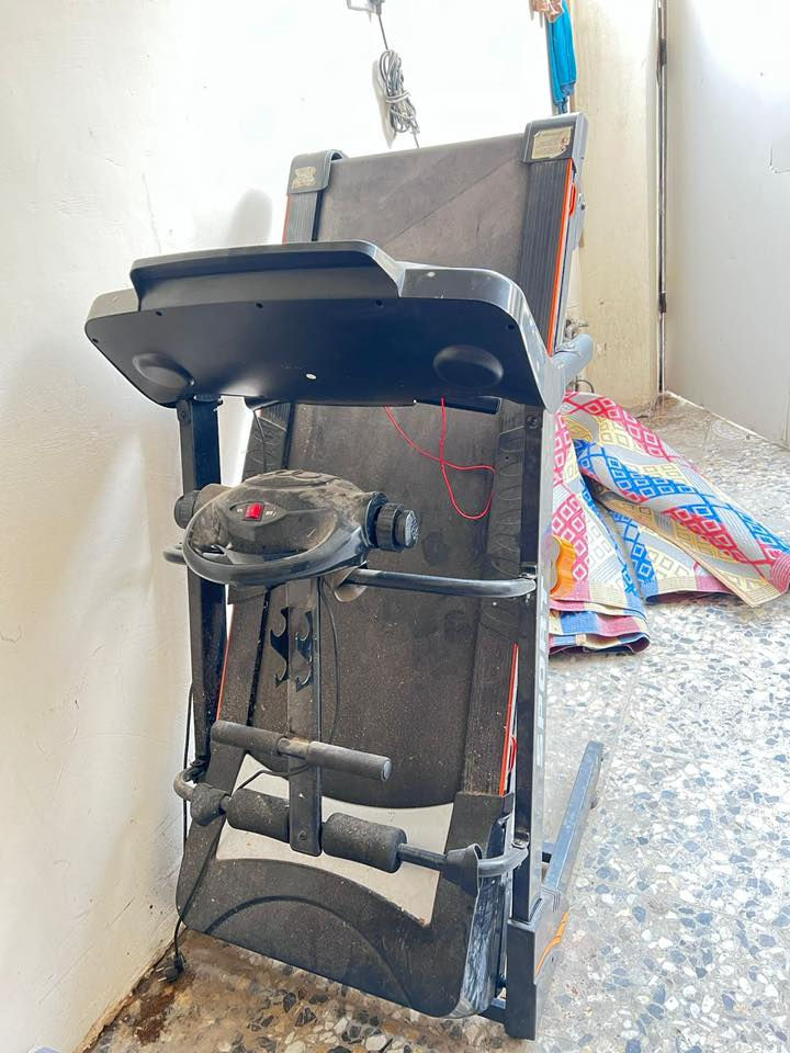 السلام عليكم جهاز جري جديد ممستعمل هواي
جهاز جري جديد نضيف شغال مامستعمل هواي 

مكاني بغداد ( بلديات ) 

الاستفسار ععن هذا الرقم 

***********
