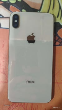 آيفون XS ماكس • ذاكرة ٦٤ • بطارية ٨٠