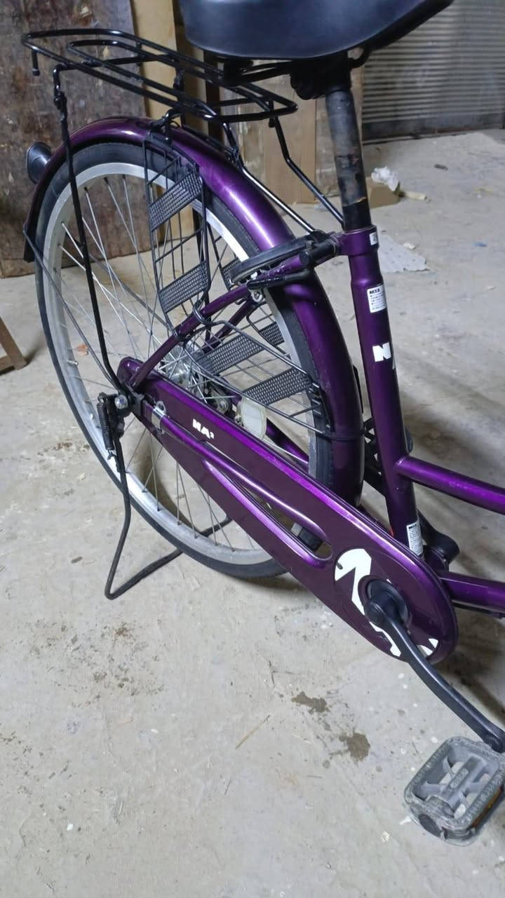 السلام عليكم بيسكلات حجم 26 باله يابانيه انضاف كلش العنوان ناصريه سومر السوك العصري ***********
