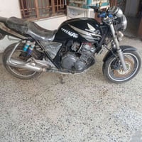 سيبي ٤٠٠ • جيل اول • ١٦ ولف