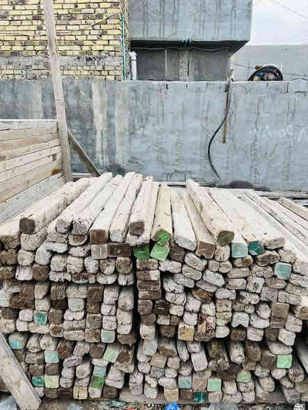 السلام عليكم خشب للبيع لوح 4 متر + 3 متر + سير 3 متر + مقاصير لوح وبقار مختلف الاصوال عنوان حله الاتصال ‏‪***********‬‏
