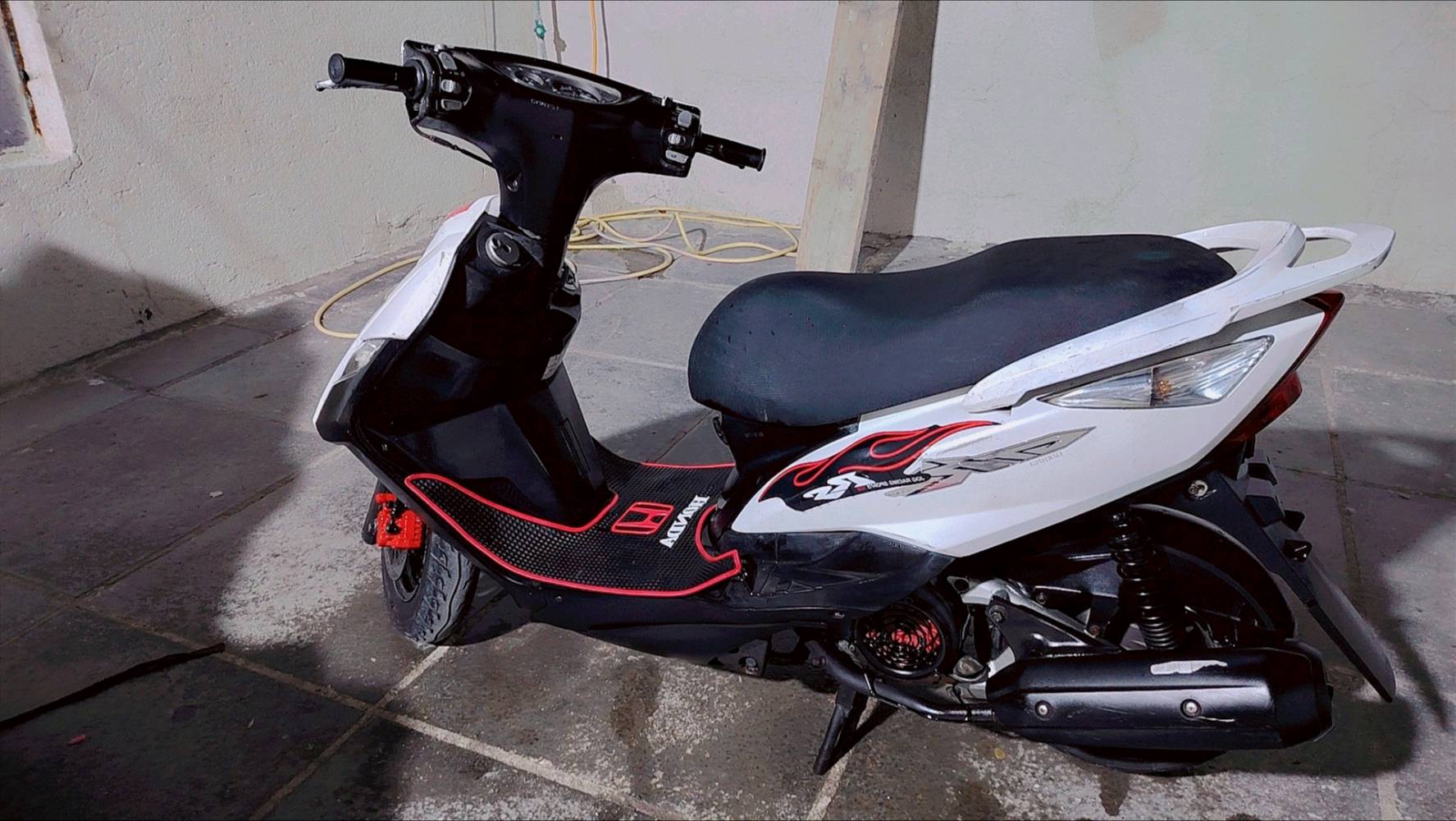 دراجه رمبه ثعلب كفاله من الفتح رقم واحد برغي مامفتوح بيه حيل جديده سرعه 140 عنوان البصره الاصمعي