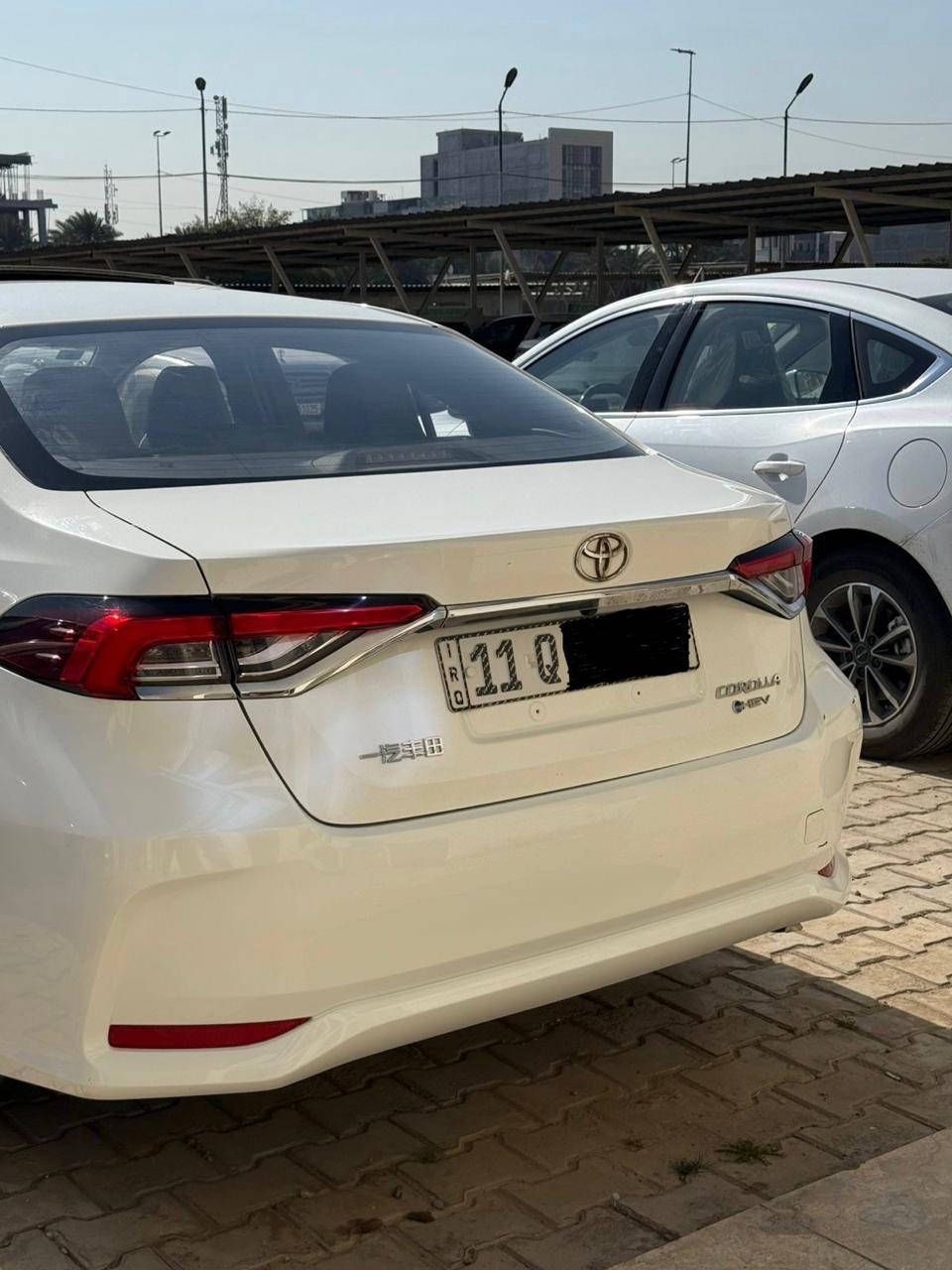 السلام عليكم
كورلا للبيع موديل 24 وماشيه 24 الف بيها ملاحطتين بسيطه 
سعرها 145 وبيها مجال بسيط ***********
