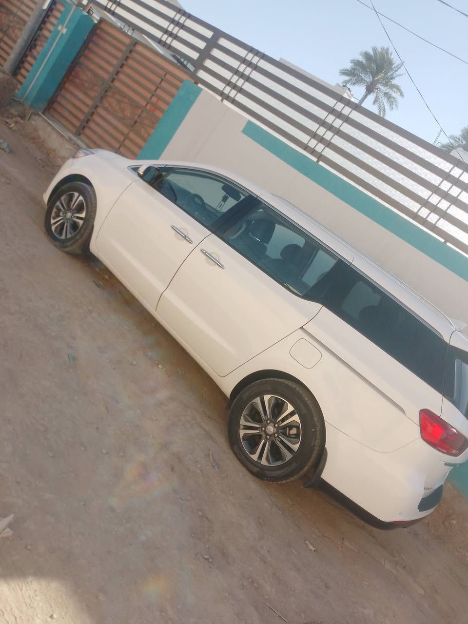 السلام عليكم اخوان كيا سيدونا 2020 السيارة مكفولة كفالة عامة وارد كندي فول مواصفات حساسات أمامية وخلفية ردارت وضعيات قيادة كشنات حار بارد كير 8 نمر السعر 260 لاسستفار على الرقم *********** ***********
